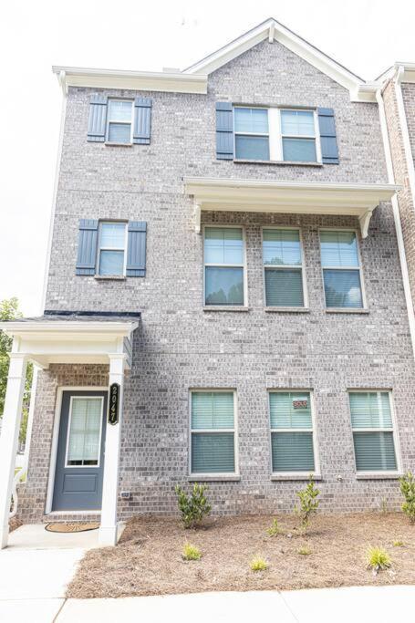 New Spacious 3 Bedroom Suite Garage Parking Free Wi-Fi Office Space And Patio View Duluth Exteriör bild
